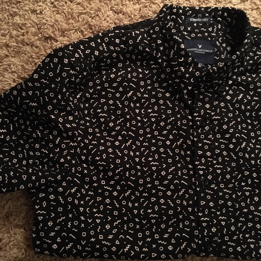 American Eagle shirt